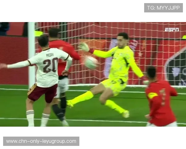 国家队在友谊赛后总结经验并调整备战细节，国家队参加比赛